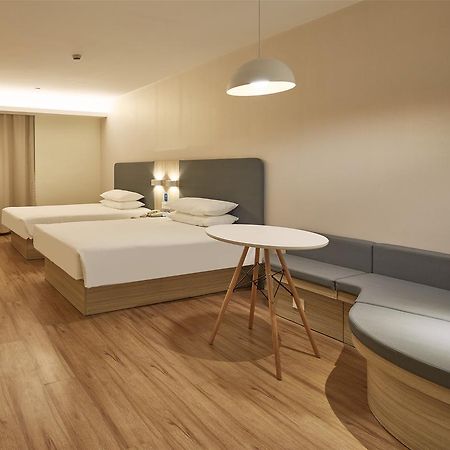 Yanzibu Hanting Hotel Zaozhuang Taierzhuang Ancient Town מראה חיצוני תמונה